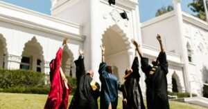 Read more about the article Why You Should Read Every Day